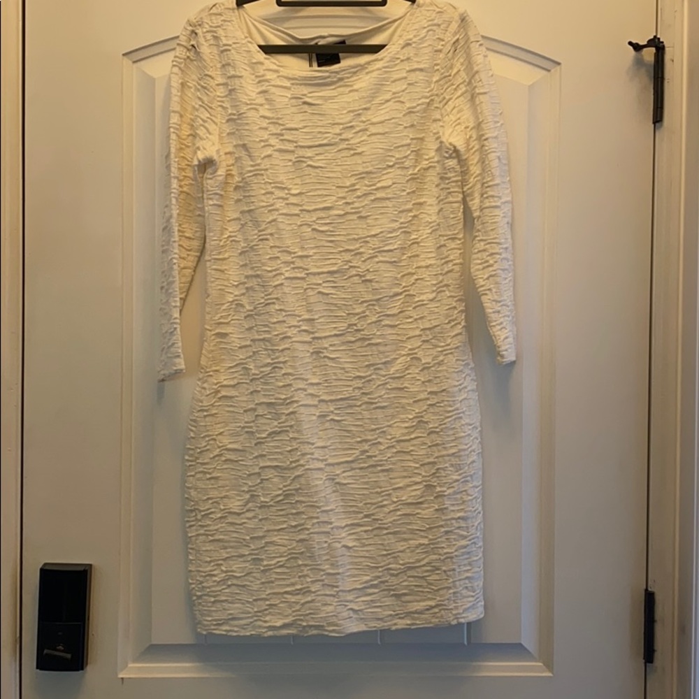 Fitted white textured dress